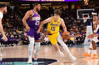 展提供了启 展提供了启