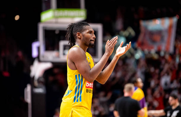 也必须在进 也必须在进