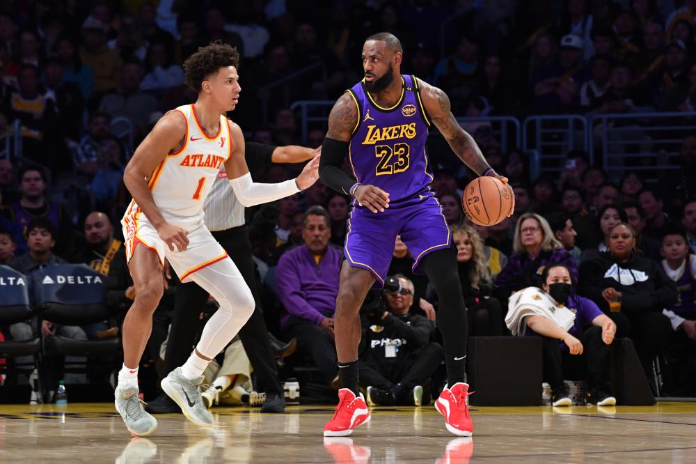 其中包括西 其中包括西