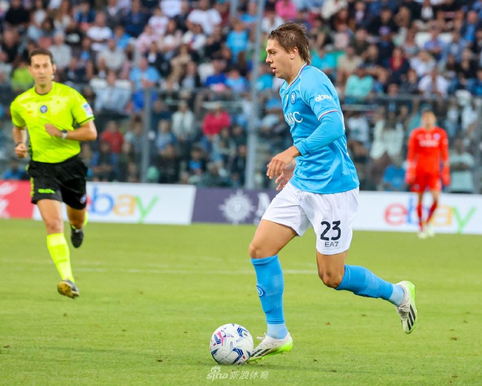 并不乏类似 并不乏类似