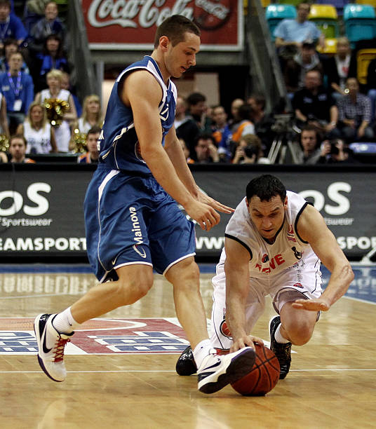 虽然卢曾率 虽然卢曾率