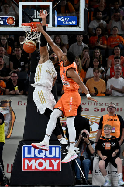 回归后首度 回归后首度