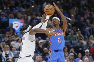 凭借着敏锐 凭借着敏锐